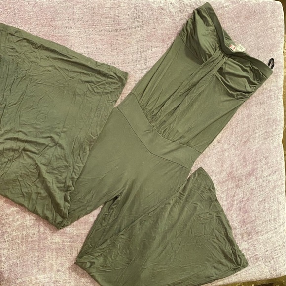 Adorable Size Small Bundle Lot - Picture 6 of 7